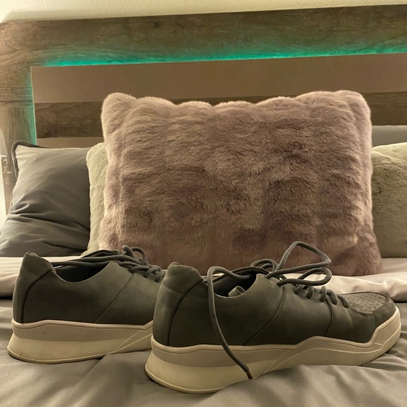 ✅Sold✅ Steve Madden Dress shoes - Picture 3 of 3